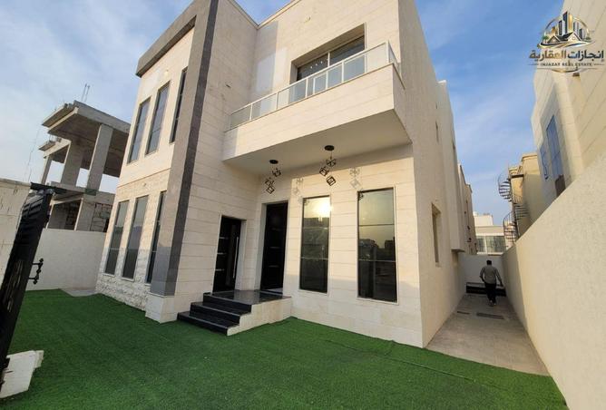 72721387 - Property Image 2