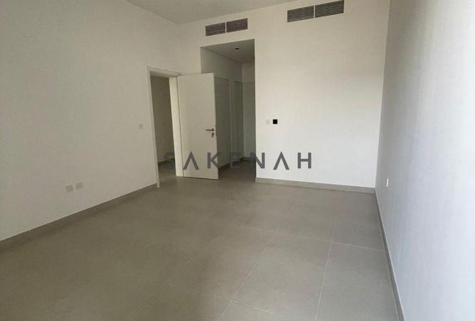 71910221 - Property Image 2