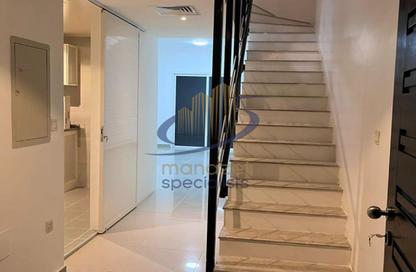 Villa - 3 - 4 for sale in Mediterranean Style - Al Reef Villas - Al Reef - Abu Dhabi