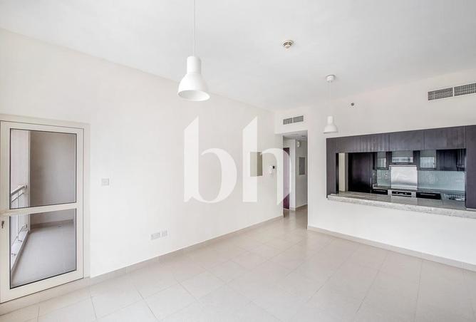 70279040 - Property Image 3