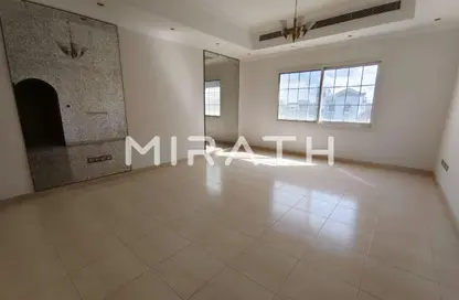 Villa - 6 Bedrooms - 7 Bathrooms for rent in Umm Suqeim 2 Villas - Umm Suqeim 2 - Umm Suqeim - Dubai