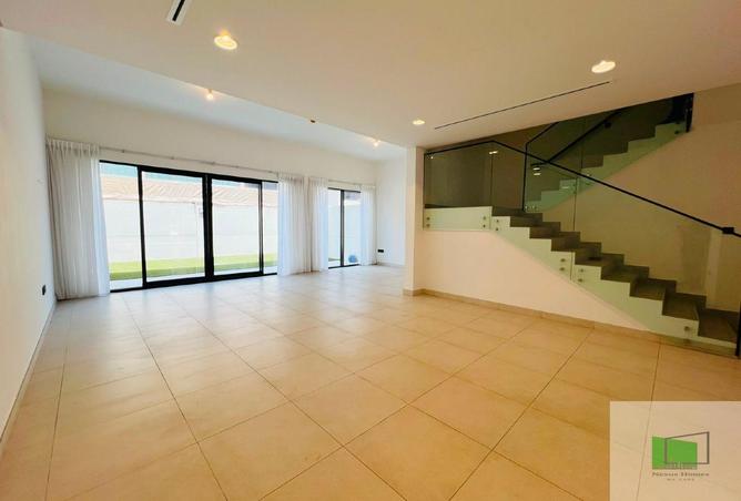3BR Townhouse | Private Garden | Spacious — photo 3