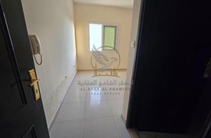 Apartment - Studio - 1 Bathroom for rent in Al Qulaya'ah - Al Sharq - Sharjah Apartment - Studio - 1 Bathroom for rent in Al Qulaya'ah - Al Sharq - Sharjah