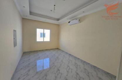 مجمع سكني - 4 غرف نوم - 4 حمامات للايجار في القصيدات - رأس الخيمة
