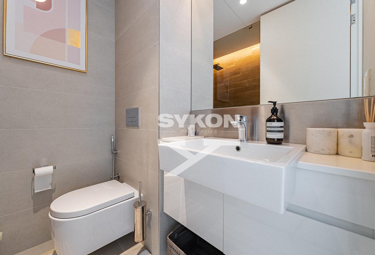 Fully Furnished | Upgraded | Ready To Move In Now photo 17