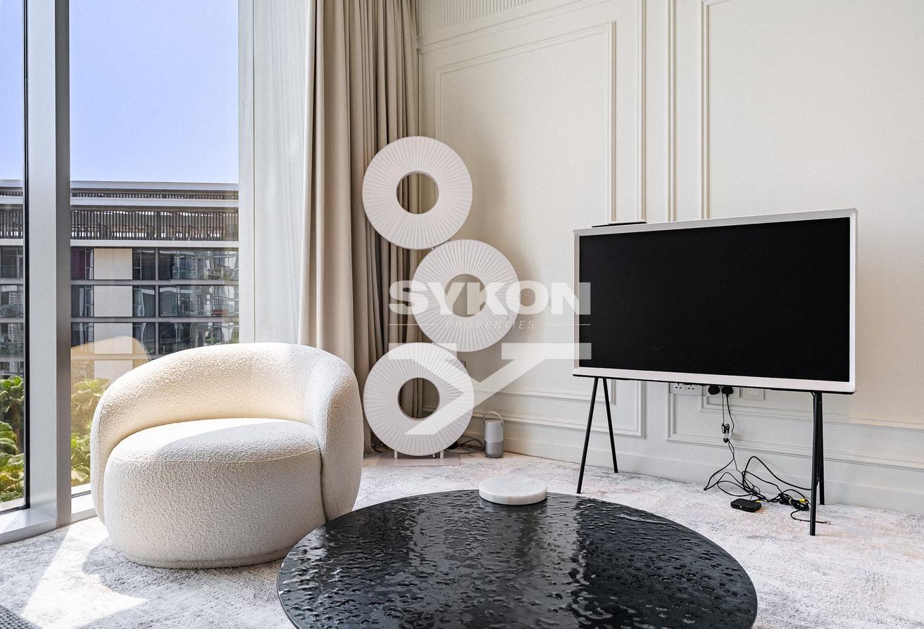 Fully Furnished | Upgraded | Ready To Move In Now photo 8