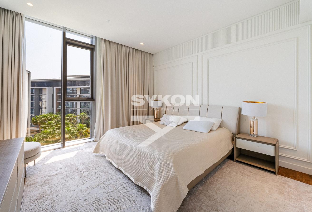 Fully Furnished | Upgraded | Ready To Move In Now photo 3