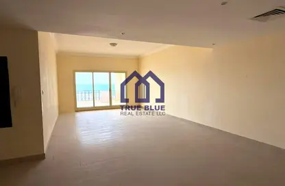 شقة - 3 غرف نوم - 3 حمامات للايجار في مساكن الحمرا مارينا - قرية الحمرا - رأس الخيمة