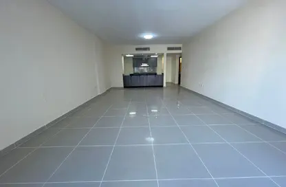 شقة - غرفة نوم - 2 حمامات للايجار في برج 3 - الريف داون تاون - الريف - أبوظبي