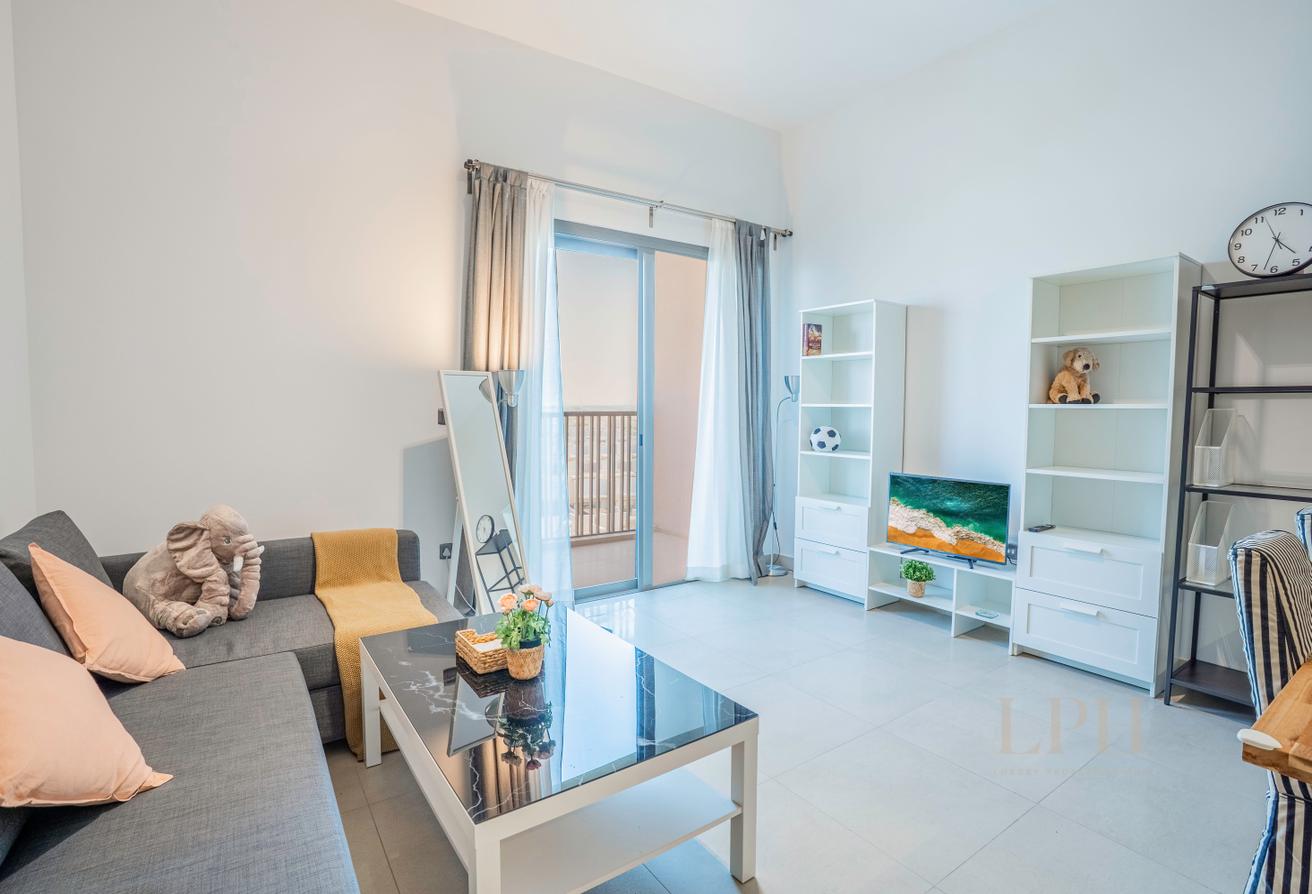 Exclusive | Fully Furnished | Vacant 1st Sept photo 6