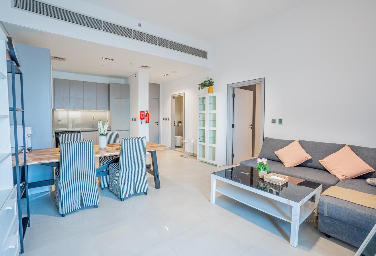 Exclusive | Fully Furnished | Vacant 1st Sept photo 5