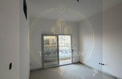 Apartment - 2 - 3 for sale in Al Amira Village - Al Yasmeen - Ajman