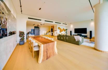 Apartment - 3 Bedrooms - 3 Bathrooms for sale in Golf Veduta Hotel Apartments B - Golf Veduta Hotel Apartments - Golf Town - Damac Hills - Dubai Apartment - 3 Bedrooms - 3 Bathrooms for sale in Golf Veduta Hotel Apartments B - Golf Veduta Hotel Apartments - Golf Town - Damac Hills - Dubai