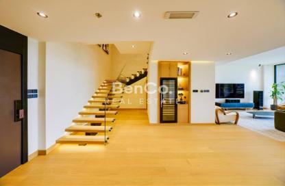 Apartment - 3 Bedrooms - 3 Bathrooms for sale in Golf Veduta Hotel Apartments B - Golf Veduta Hotel Apartments - Golf Town - Damac Hills - Dubai Apartment - 3 Bedrooms - 3 Bathrooms for sale in Golf Veduta Hotel Apartments B - Golf Veduta Hotel Apartments - Golf Town - Damac Hills - Dubai