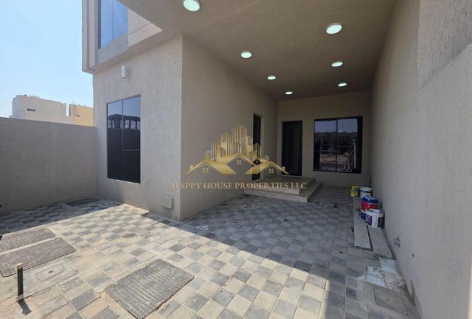 112737602 - Property Image 2