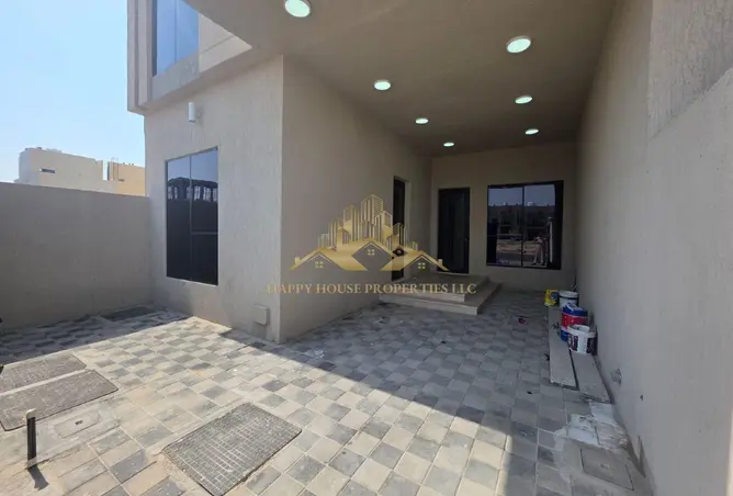 112737602 - Property Image 2