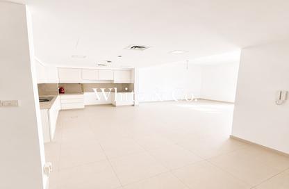 Apartment - 2 - 3 for sale in Zahra Breeze Apartments 3A - Zahra Breeze Apartments 3 - Zahra Breeze Apartments - Town Square - Dubai