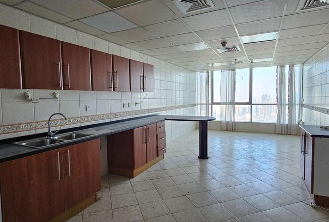 71108859 - Property Image 3