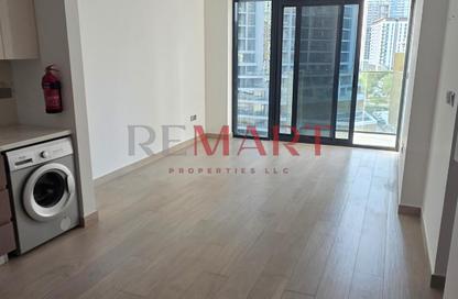 Apartment - 2 Bedrooms - 2 Bathrooms for rent in Azizi Riviera 38 - Azizi Riviera - Meydan One - Meydan - Dubai