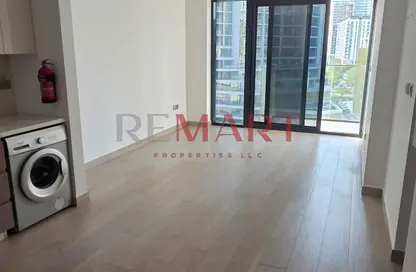 Apartment - 2 Bedrooms - 2 Bathrooms for rent in Azizi Riviera 38 - Azizi Riviera - Meydan One - Meydan - Dubai