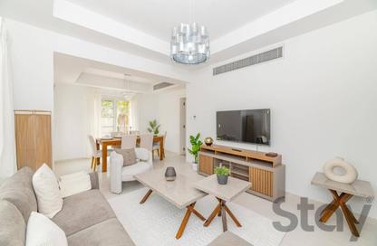 Villa - 3 Bedrooms - 3 Bathrooms for rent in Springs 9 - The Springs - Dubai