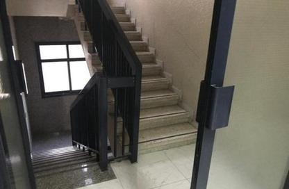 Apartment - Studio - 1 Bathroom for rent in Abu Shagara building - Abu shagara - Sharjah