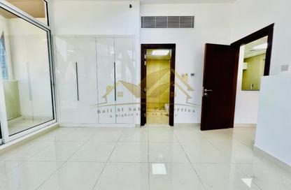 Apartment - 1 Bedroom - 2 Bathrooms for rent in Jumeirah Garden City - Al Satwa - Dubai
