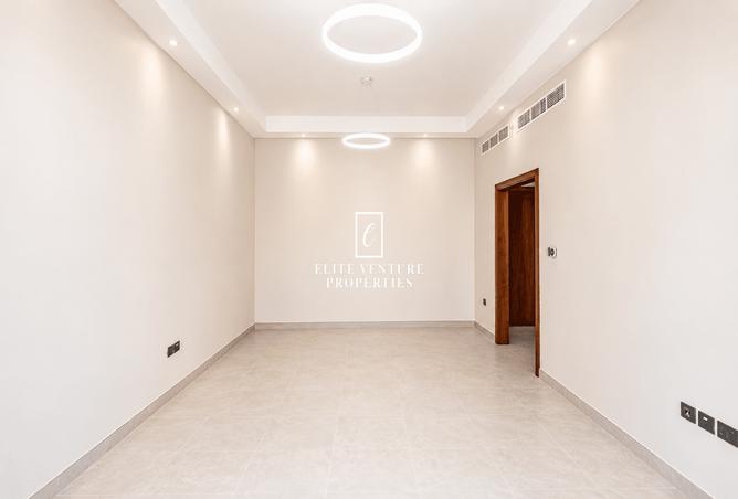 123827262 - Property Image 2