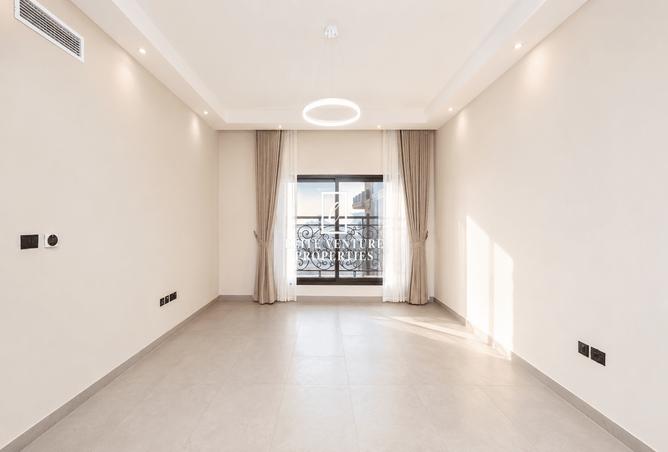 123827262 - Property Image 3