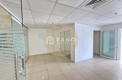 Office Space - Studio for rent in Crystal Tower - Business Bay - Dubai