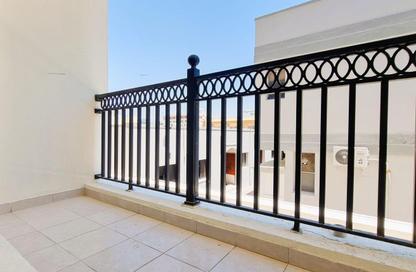 Apartment - 2 Bedrooms - 2 Bathrooms for rent in Al Muteena - Deira - Dubai