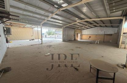 Warehouse - Studio - 1 Bathroom for rent in Al Sajaa Industrial - Al Sajaa - Sharjah