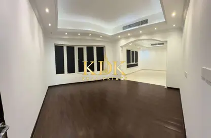 Villa - 4 Bedrooms - 5 Bathrooms for rent in Al Barsha South 1 - Al Barsha South - Al Barsha - Dubai