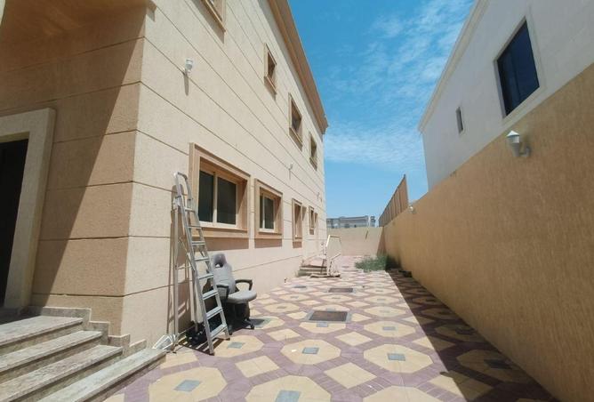 74236355 - Property Image 2