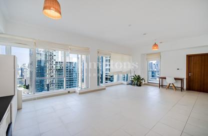 Apartment - 1 Bedroom - 2 Bathrooms for rent in Attessa Tower - Marina Promenade - Dubai Marina - Dubai