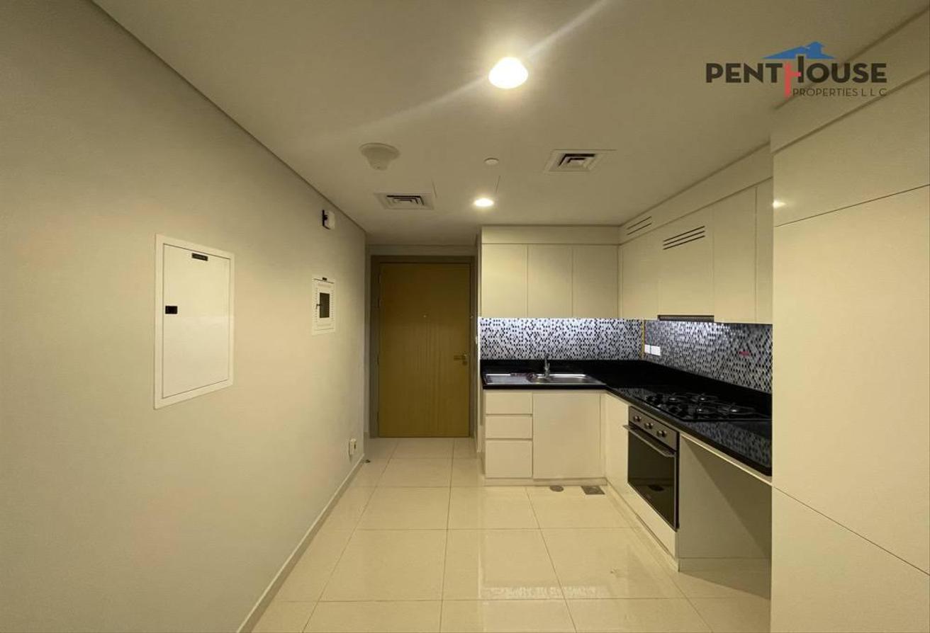 Mid Floor | Well Maintained | Pool View photo 15