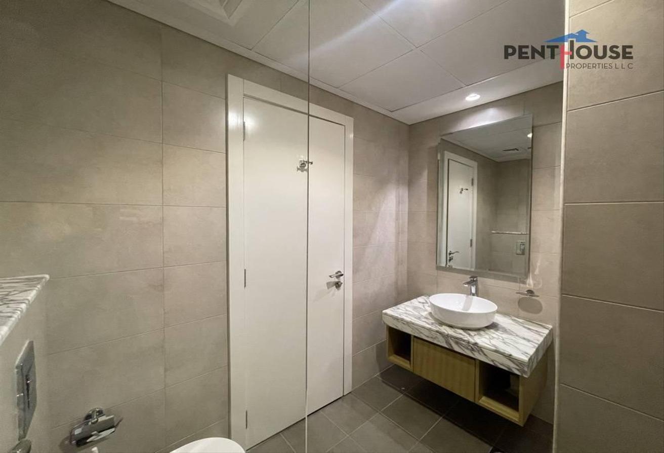 Mid Floor | Well Maintained | Pool View photo 11