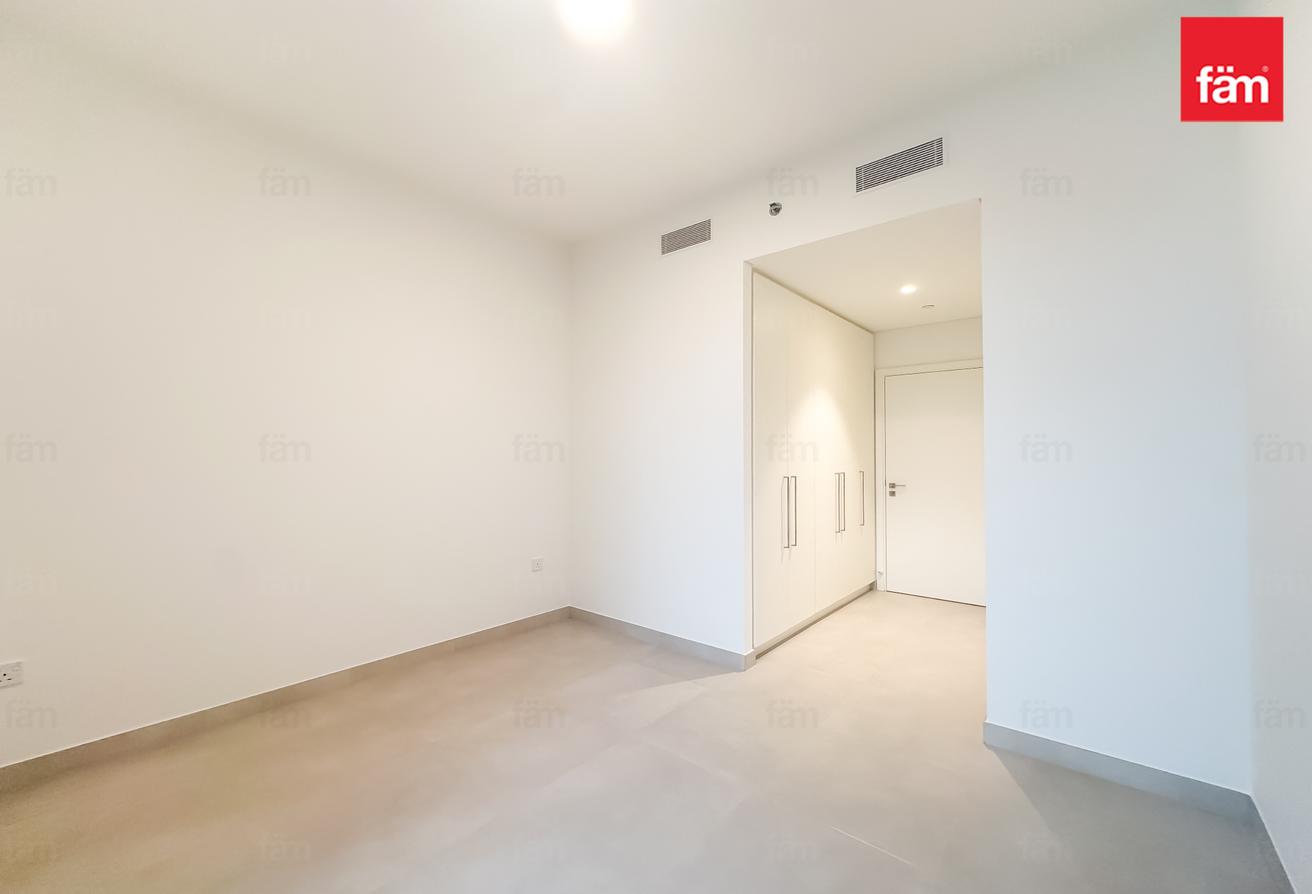 STUNNING 3 BEDROOM|PARK POOL VIEW| BIGGEST LAYOUT photo 7