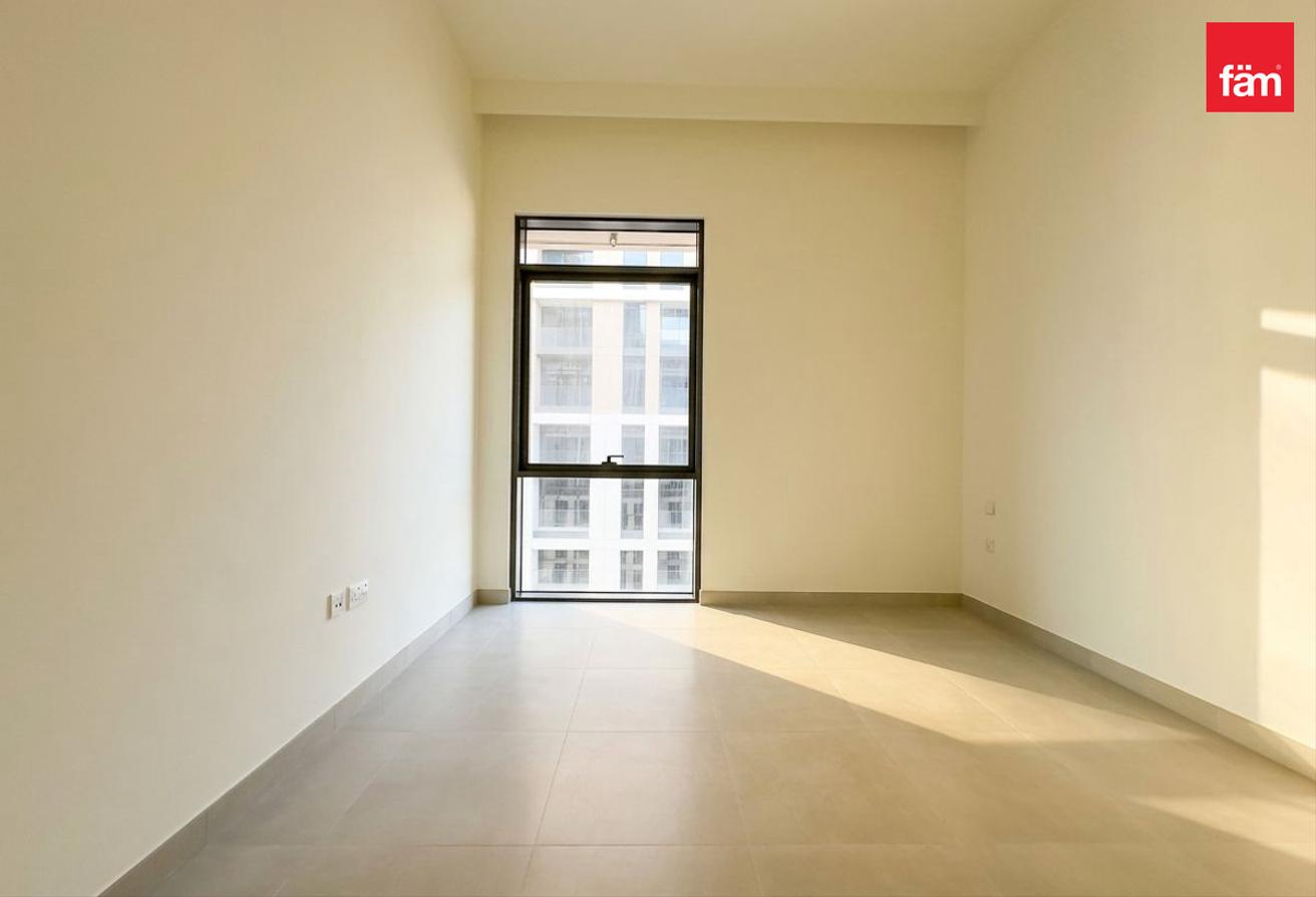 STUNNING 3 BEDROOM|PARK POOL VIEW| BIGGEST LAYOUT photo 4