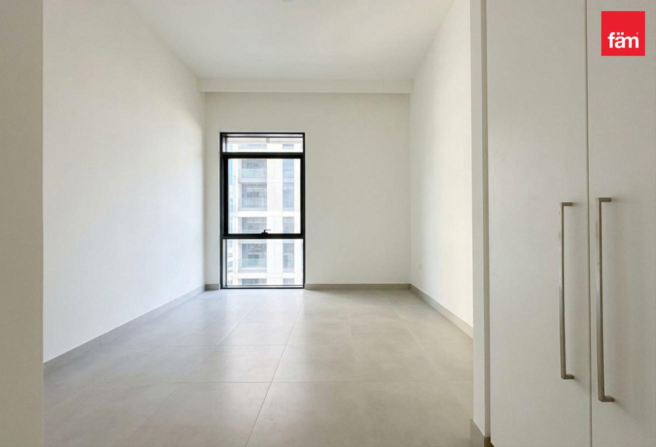 STUNNING 3 BEDROOM|PARK POOL VIEW| BIGGEST LAYOUT photo 6