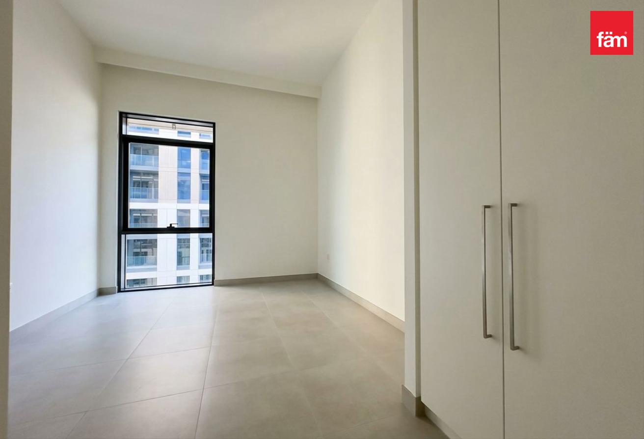 STUNNING 3 BEDROOM|PARK POOL VIEW| BIGGEST LAYOUT photo 5