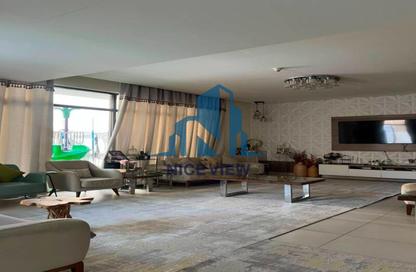 Villa - 4 - 7 for rent in West Yas - Yas Island - Abu Dhabi