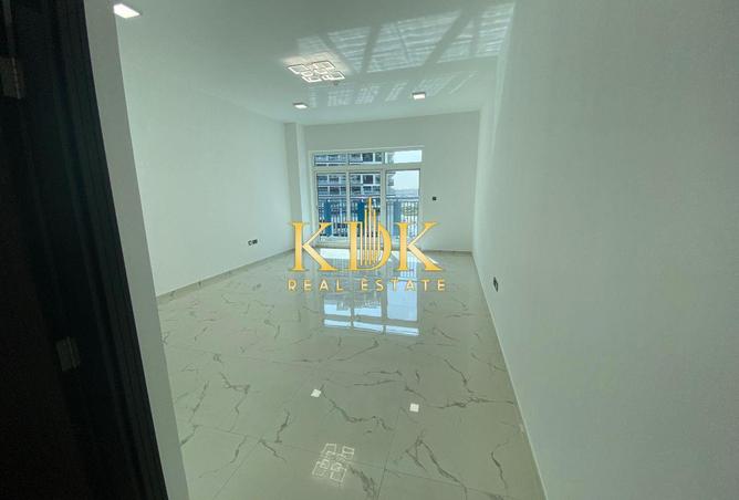 53173374 - صورة العقار 2