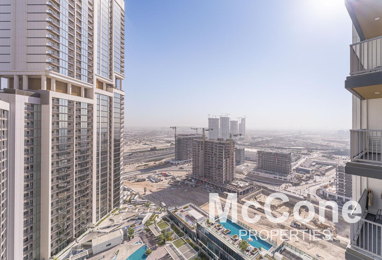 Community View | Vacant | Modern photo 12