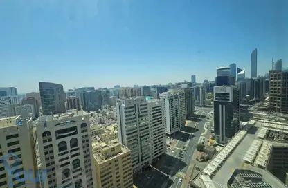 شقة - 2 غرف نوم - 3 حمامات للايجار في كابيتال بلازا B - كابيتال بلازا - شارع الكورنيش - أبوظبي