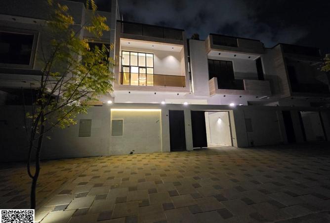 100865278 - Property Image 2