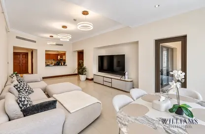Apartment - 2 Bedrooms - 2 Bathrooms for sale in Golden Mile 5 - Golden Mile - Palm Jumeirah - Dubai
