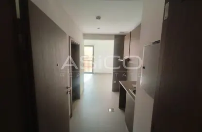 مكتب - استوديو للايجار في بناية الهدى - نايف - ديرة - دبي