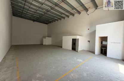 Warehouse - Studio - 1 for rent in Umm Dir - Umm Al Quwain