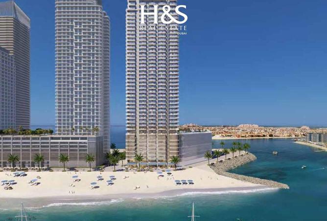 Ultra luxury branded 3 beds plus maid - Sea view